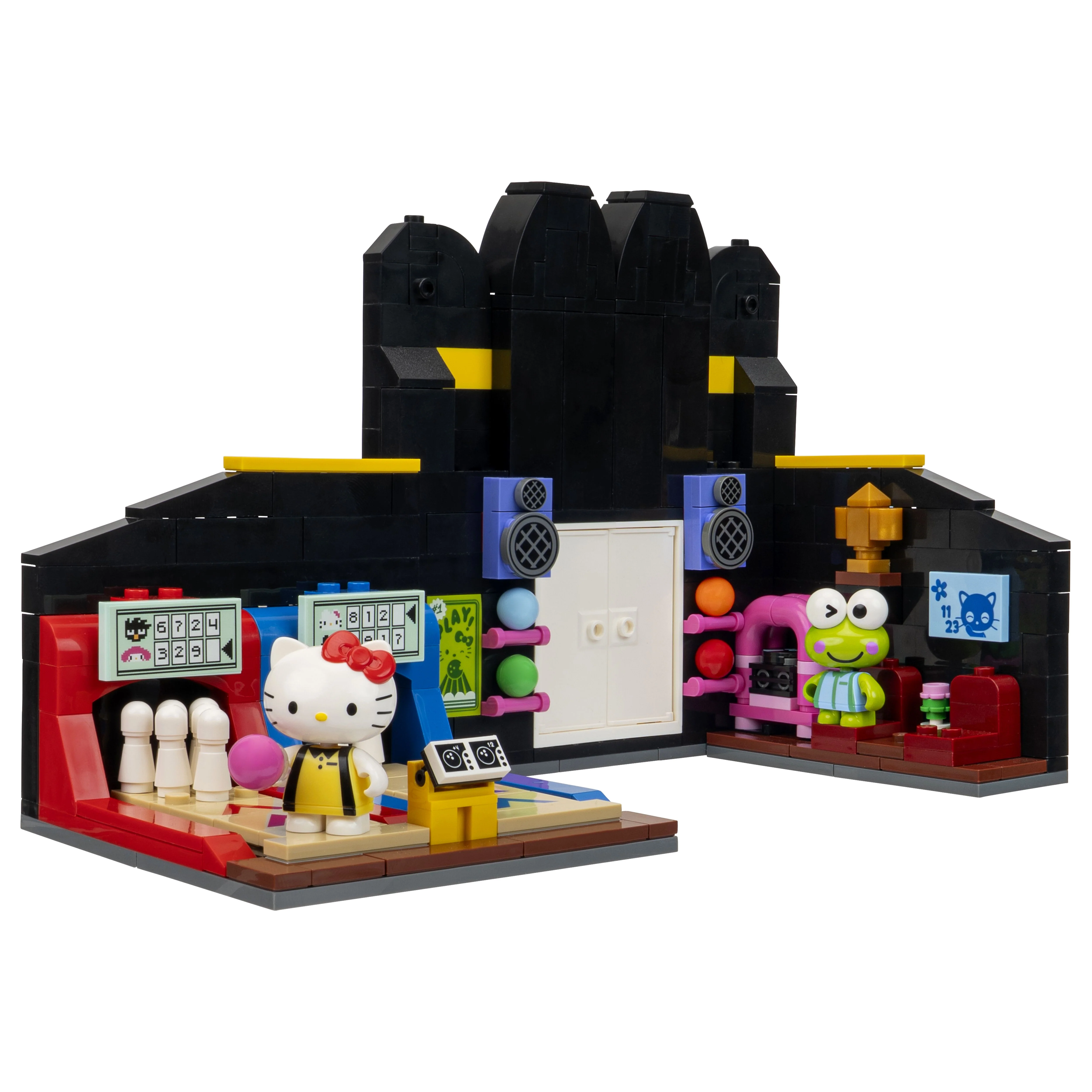 Hello Kitty and Friends Badtz-maru’s Bowling Alley Building Set - Image 5