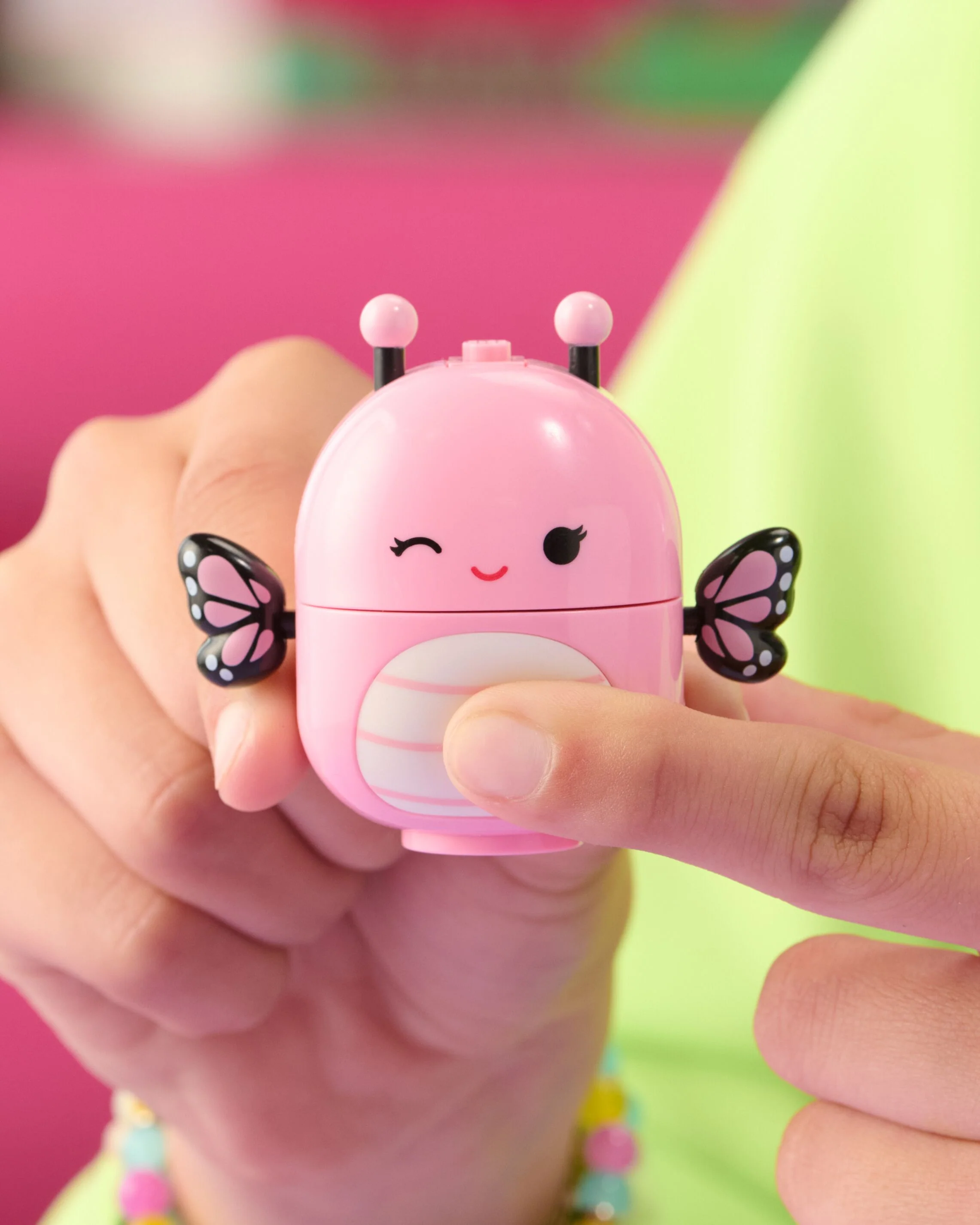 Squishmallows Frozen Yogurt Fun with Andreina & Mipsy Building Set - Image 4