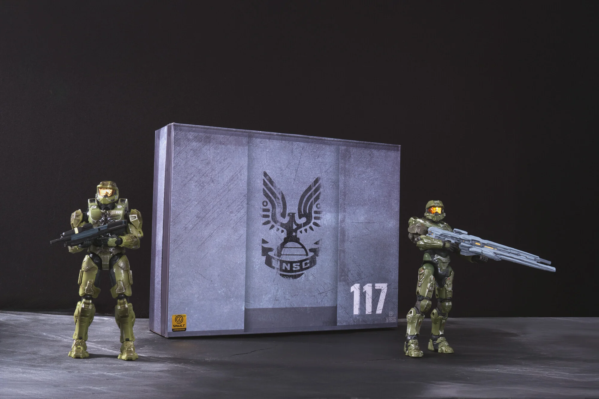Halo Master Chief Vault Collection (Halo 5: Guardians and Halo Infinite) - Image 3