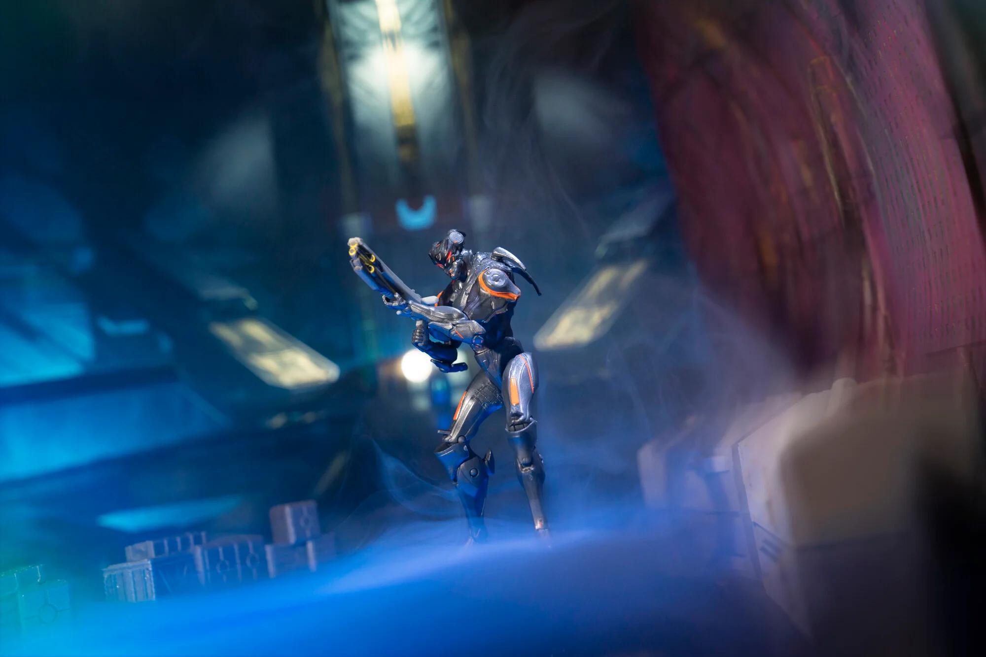 Halo Spartan Vale vs. Promethean Soldier - Image 5
