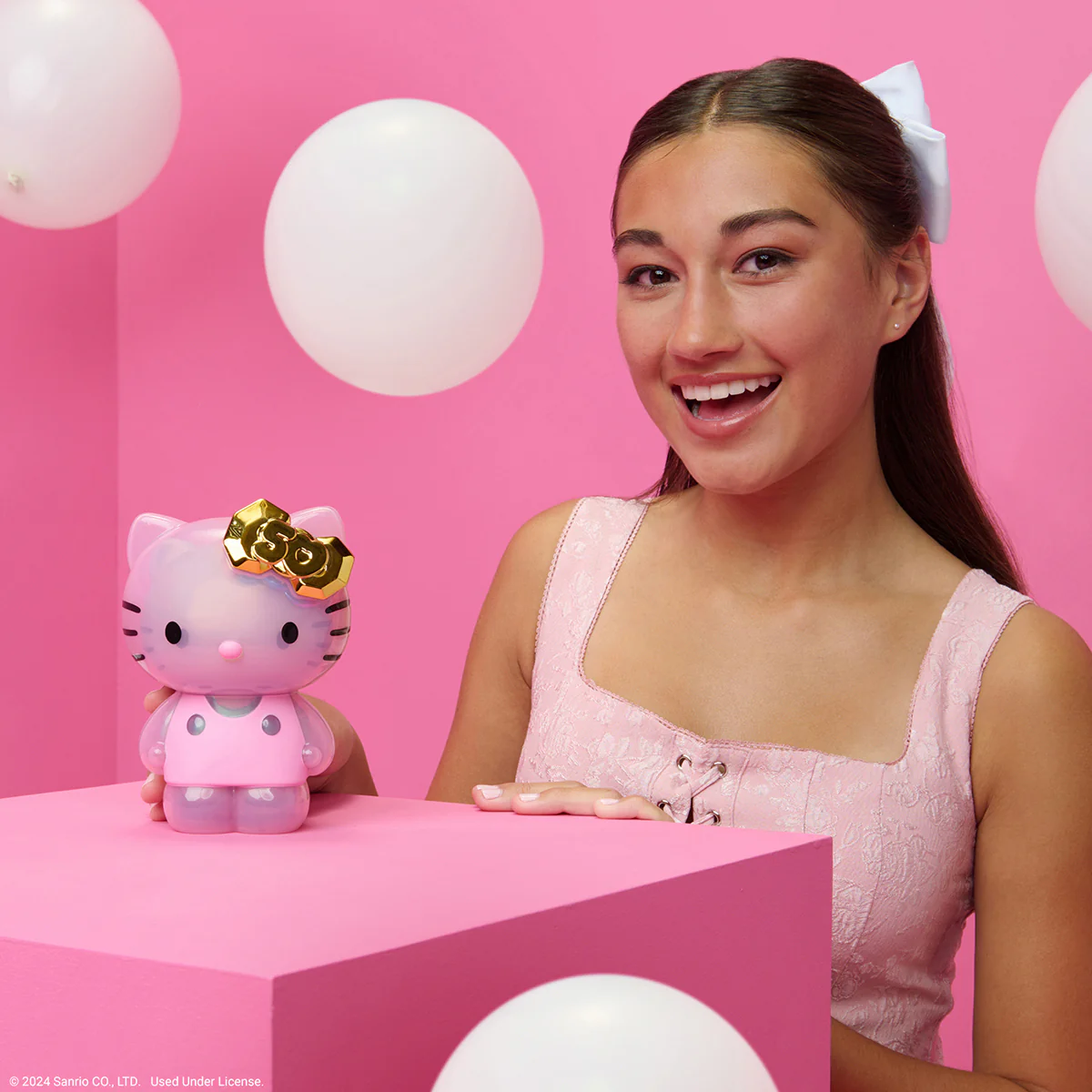 Hello Kitty and Friends 50th Anniversary Nesting Figures - Image 6