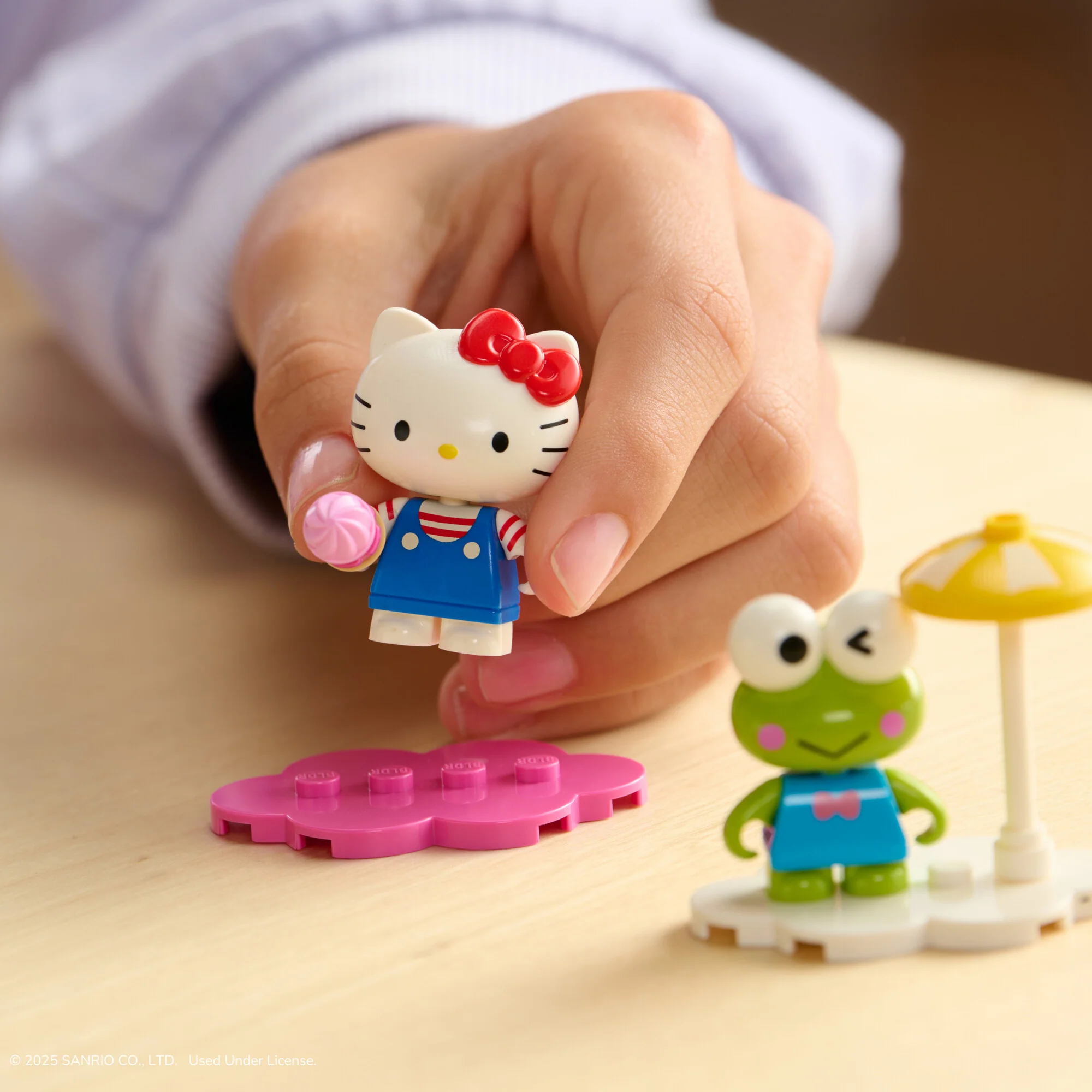 Hello Kitty and Friends Minifigures 6-Pack - Image 2