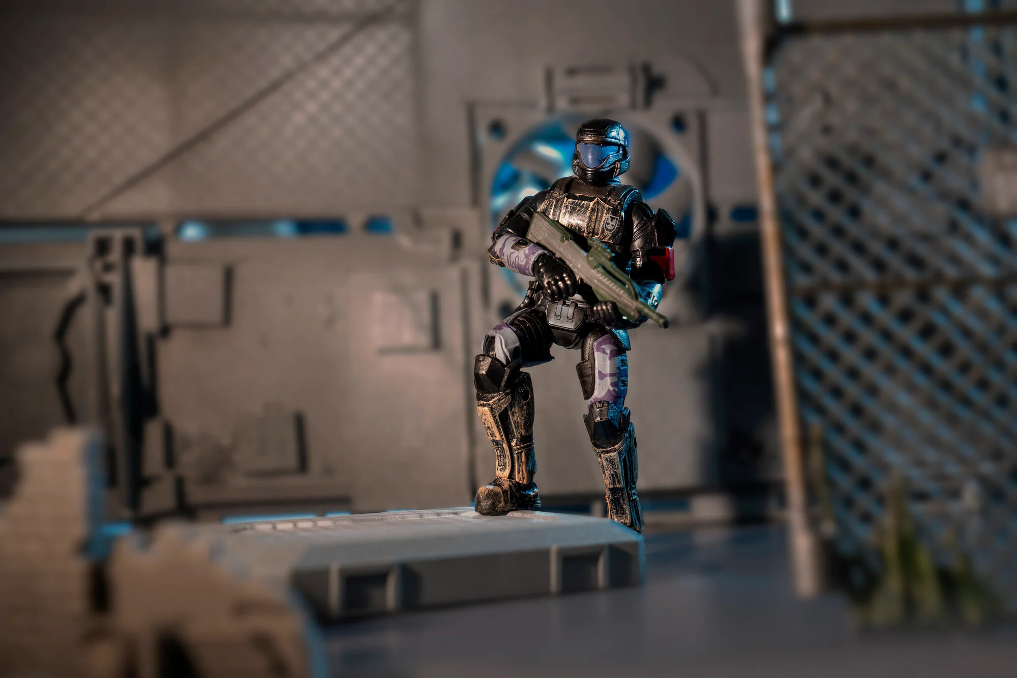 Halo ODST - Deluxe 4-Inch Articulated Figure with Battle Rifle - Image 5