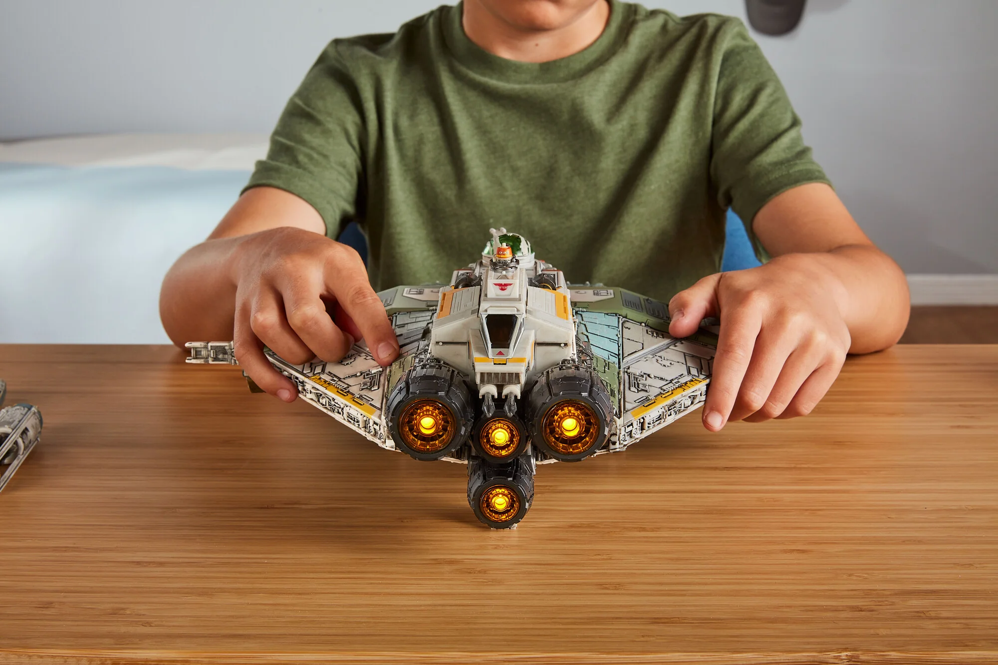 STAR WARS™ Micro Galaxy Squadron Ghost (Secret Mission) - Image 5