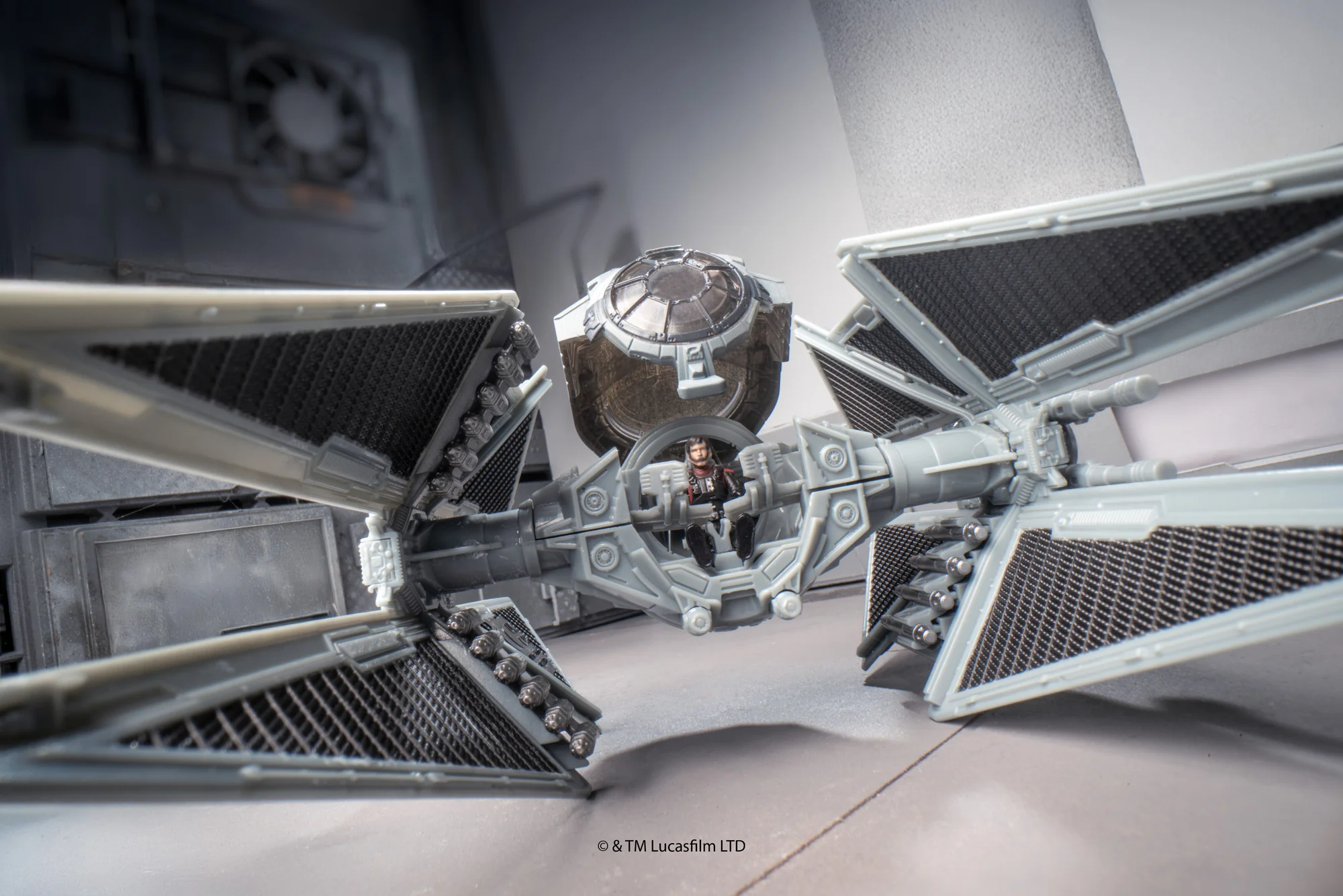STAR WARS™ Micro Galaxy Squadron Starfighter Class Collection (Series 10) - Image 9